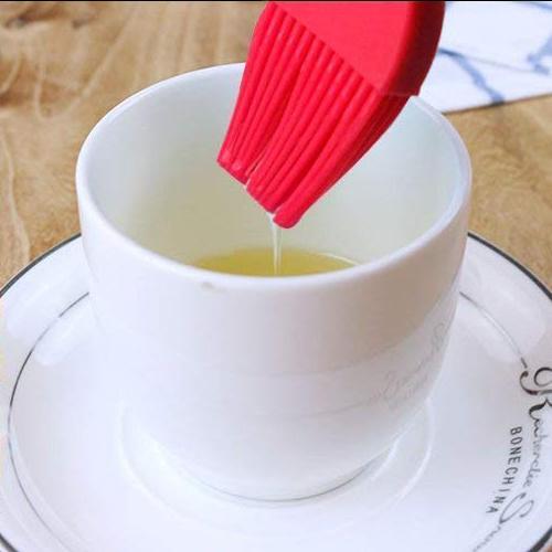 2170 Spatula And Pastry Brush For Cake Decoration 2170 Spatula And Pastry Brush For Cake Decoration